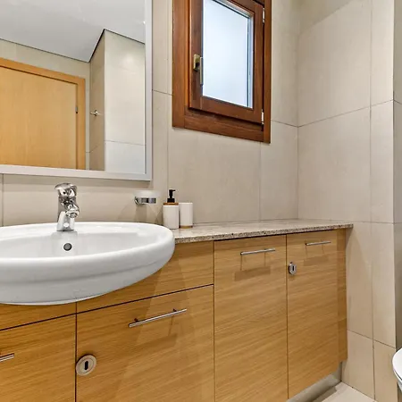 Appartamento Theia With Sea And Sunset Views, The In Aphrodite Hills Kouklia