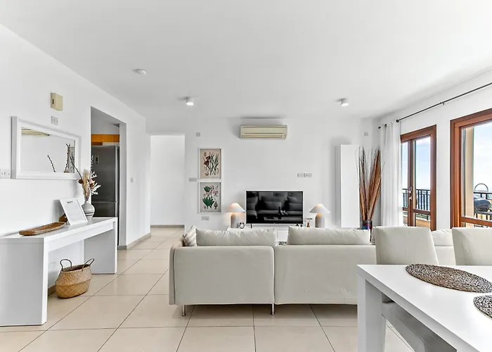 Apartament Theia With Sea And Sunset Views, The In Aphrodite Hills *