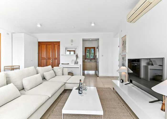 Apartament Theia With Sea And Sunset Views, The In Aphrodite Hills *